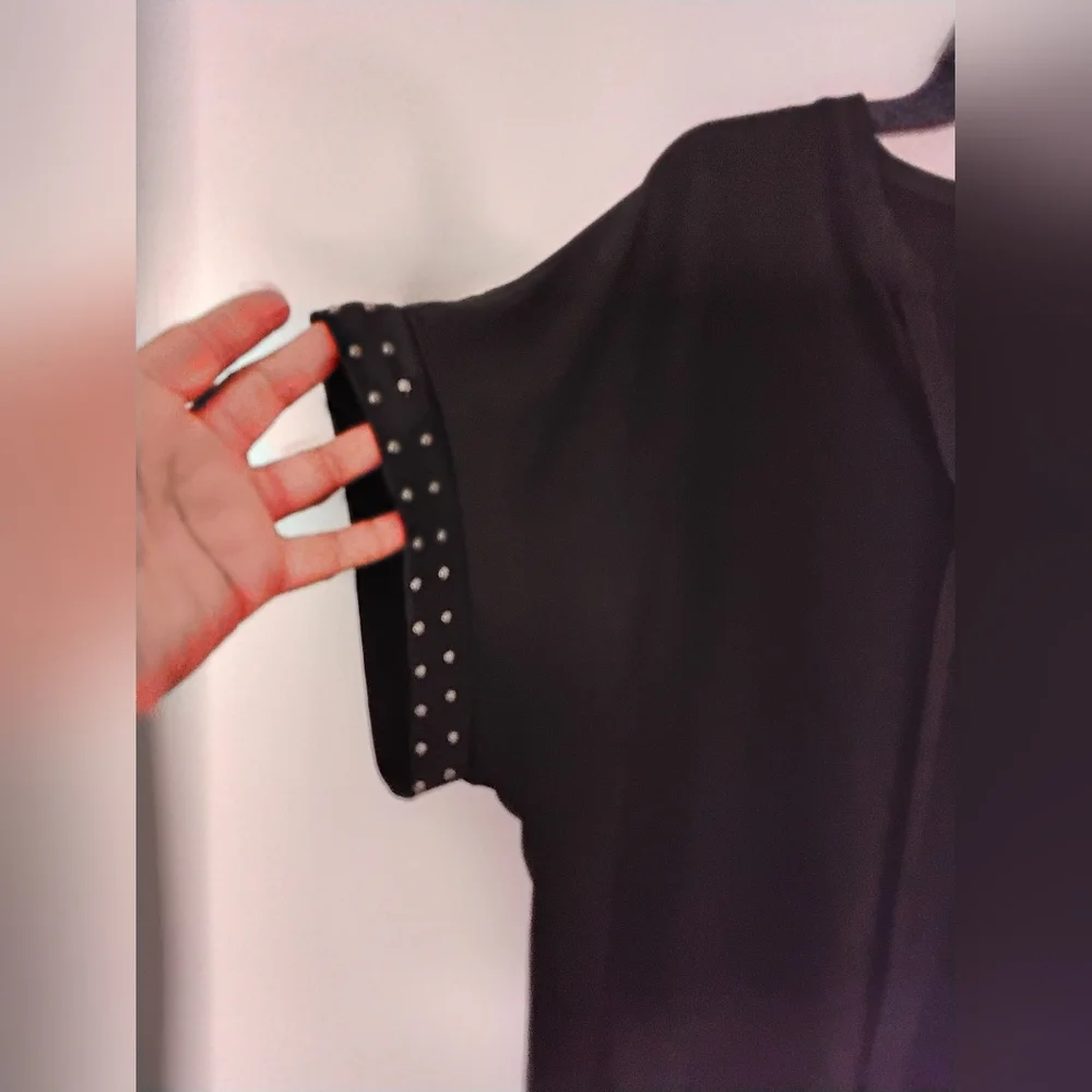 Black Boxy Short Sleeve Blouse